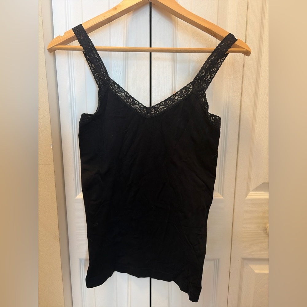 Trovare Black Lace Trim Cami Tank S/M